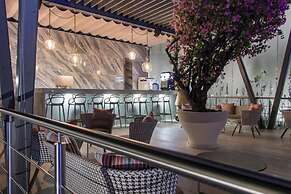 Xhiara Hotel