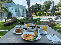Xhiara Hotel