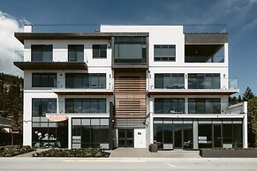 Peachview Suites