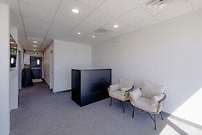 Peachview Suites