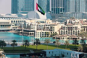 Spectacular Burj Khalifa View Dubai Mall