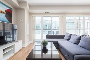 World Wide Stays Suite - CN Tower