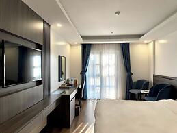 Luxury Phoenix Hotel