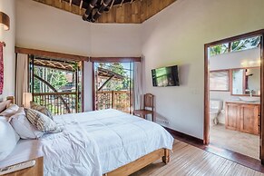 Villa Bambooz Sari