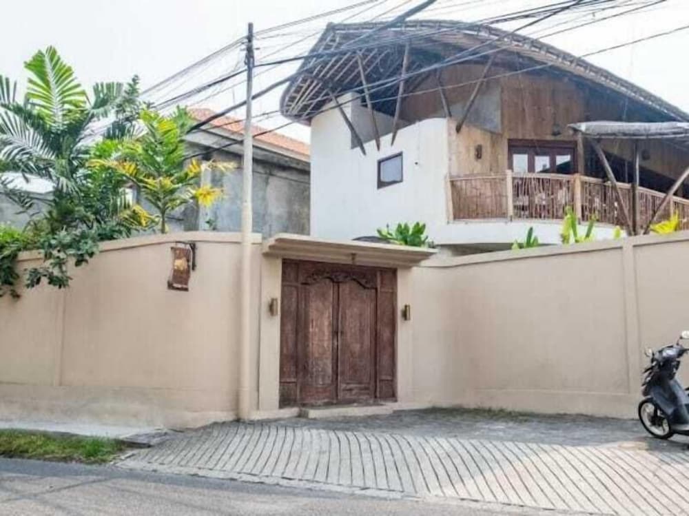 Villa Bambooz Sari