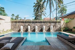 Villa Bambooz Sari
