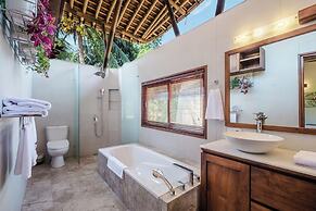 Villa Bambooz Sari