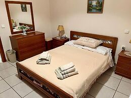 Theologos Guesthouse