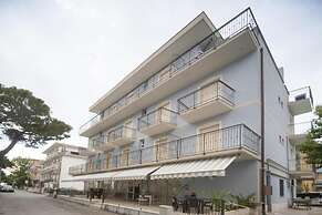 Hotel Blue Sky
