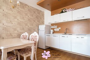 Mon Tour apartments