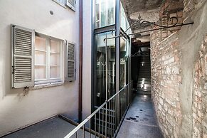 Del Pero Suite