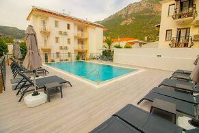 Celeste Hotel