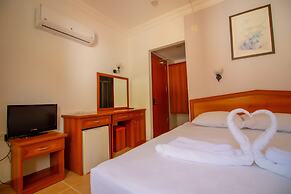 Celeste Hotel