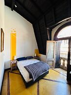Parla Hostel