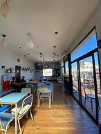 Parla Hostel