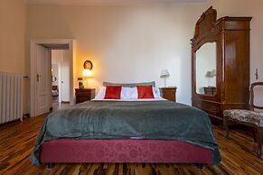 Villa Guardini with stunning lake view
