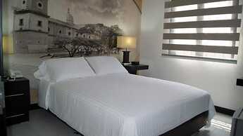 Hotel Puerta de San Antonio