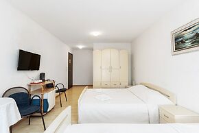 Sun Guest House
