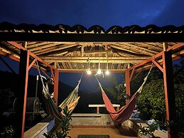 Finca La Macarena by Welttisch