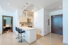 Spacious 3BR w Beach Access at the Palm