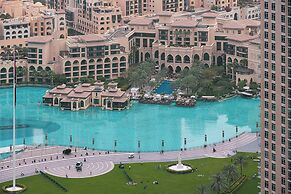 Sky High Burj Khalifa View - Dubai Mall