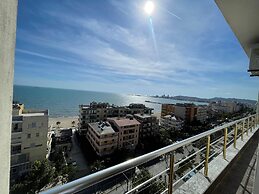 Comfortable Sea View Apartment