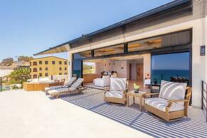 Cabo Break Hotel