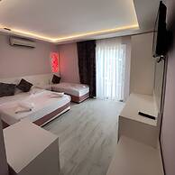 Beachway Hotel Side