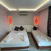 Beachway Hotel Side