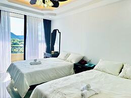 Nereus Hotel