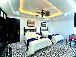 Nereus Hotel