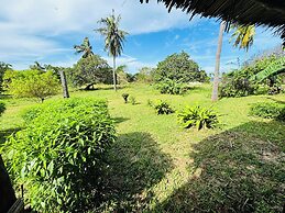 Basecamp Mafía Island