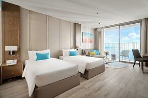 LYN Panorama Beachfront Studio