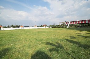 Hotel Radhe Krishna Resort