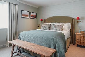 The Ropemaker - A Heartwood Inn