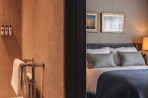 The Ropemaker - A Heartwood Inn