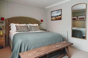 The Ropemaker - A Heartwood Inn