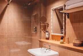 The Ropemaker - A Heartwood Inn