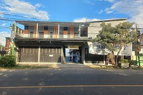 Hotel O Guest House Cinta Damai