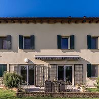 F Tale Country House