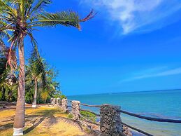 Sea Breeze Beachfront Apartments