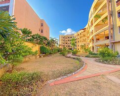 Sea Breeze Beachfront Apartments