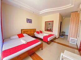 Sea Breeze Beachfront Apartments