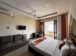 Sea Breeze Beachfront Apartments