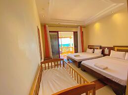 Sea Breeze Beachfront Apartments