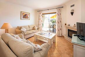 Lovely 2-bed Apartment in Sao Rafael