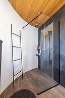 Laugavellir House and Tower Suite