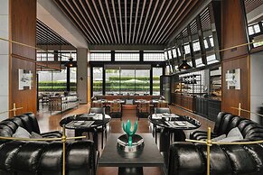 Flow And Co. Qingdao, Autograph Collection