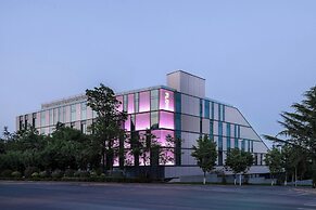 Flow And Co. Qingdao, Autograph Collection