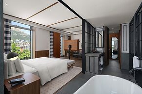 Flow And Co. Qingdao, Autograph Collection